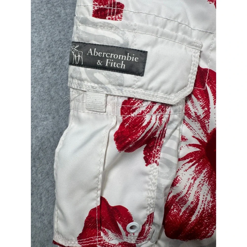 Abercrombie & Fitch Mens XL Board Shorts White Red Floral Cargo Swimwear